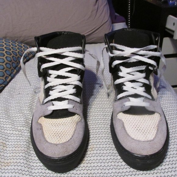 Balenciaga Hi-Top Men’s Sneakers Size 8.5 (U.S.) Size 41 (E.U.) - Picture 2 of 10